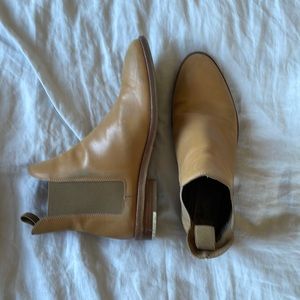 Chelsea boot